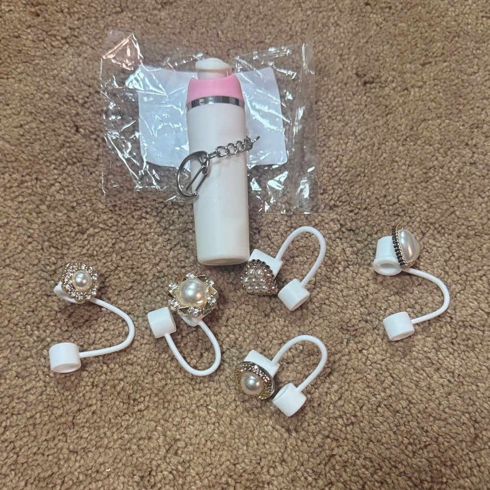 White & Pink straw covers with Pearl Accessories & mini water bottle keychain
